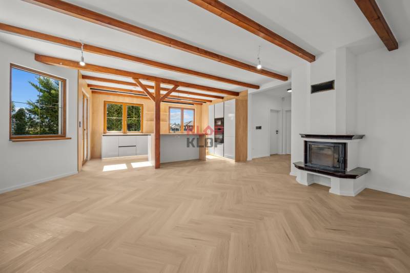 Kúpte si MODERNÝ, IDYLICKÝ 5i RD v NADŠTANDARDE s KRBOM, JAZIERKOM