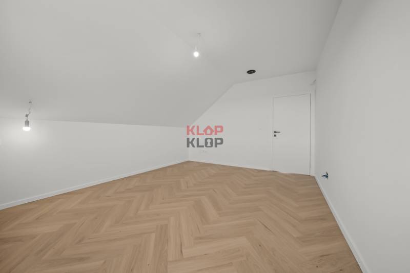 Kúpte si MODERNÝ, IDYLICKÝ 5i RD v NADŠTANDARDE s KRBOM, JAZIERKOM