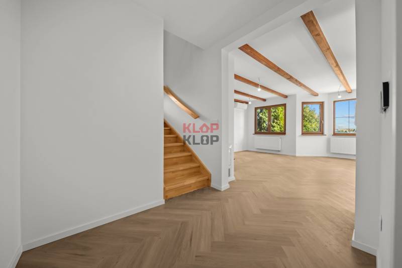 Kúpte si MODERNÝ, IDYLICKÝ 5i RD v NADŠTANDARDE s KRBOM, JAZIERKOM