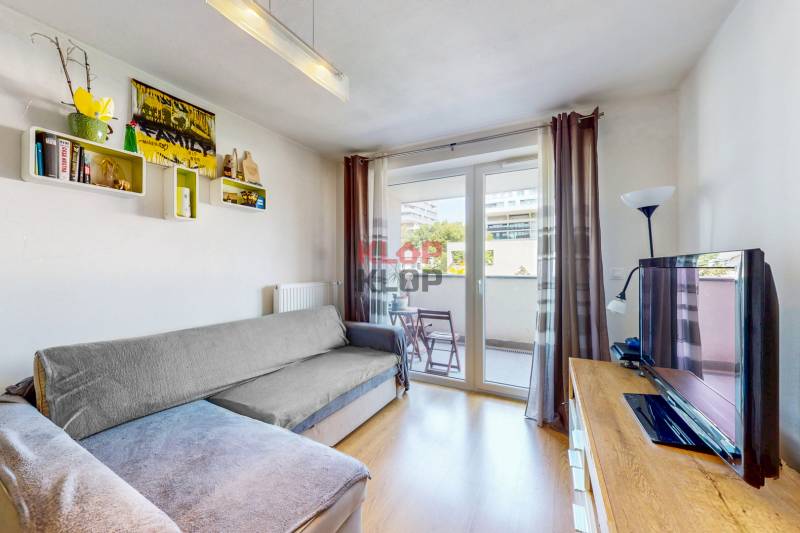 predaj 2 izbový byt novostavba bratislava petržalka muchovo námestie centrum loggia parking realitná kancelária klopklop klop klop 