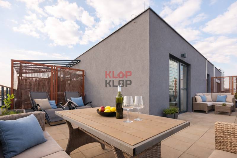 predaj 2 izbový byt terasa novostavba petržalka muchovo námestie novostavba klimatizácia parking moderný nadštandard realitná kancelária klopklop klop klop