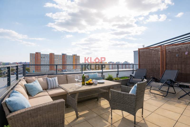 predaj 2 izbový byt terasa novostavba petržalka muchovo námestie novostavba klimatizácia parking moderný nadštandard realitná kancelária klopklop klop klop