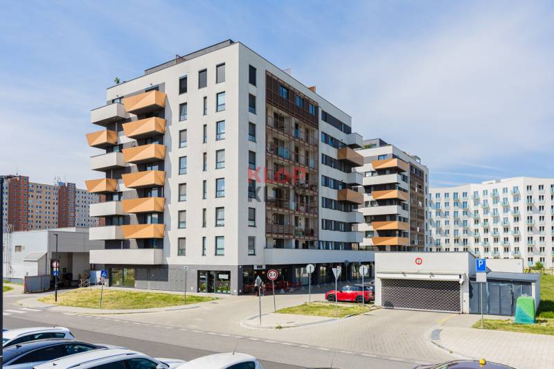 predaj 2 izbový byt terasa novostavba petržalka muchovo námestie novostavba klimatizácia parking moderný nadštandard realitná kancelária klopklop klop klop