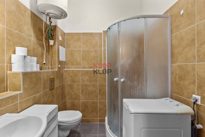 Kúpte si PRÍJEMNÝ 2i byt s PIVNICOU pri CENTRE, KOMPLETNÁ REKON.