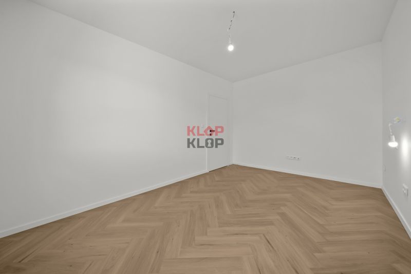 Prenajmite si MODERNÝ 5i RD v NADŠTANDARDE s KRBOM, JAZIERKOM