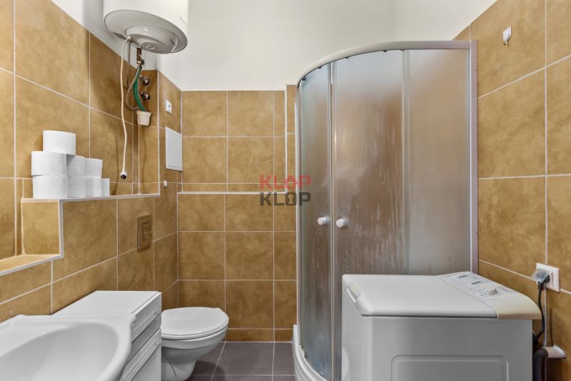 Kúpte si PRÍJEMNÝ 2i byt s PIVNICOU pri CENTRE, KOMPLETNÁ REKON.
