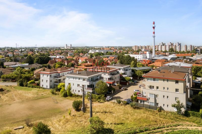 Pozrite si KRÁSNY a NADŠTANDARDNÝ 3 i byt s TERASOU aj PARKOVANÍM