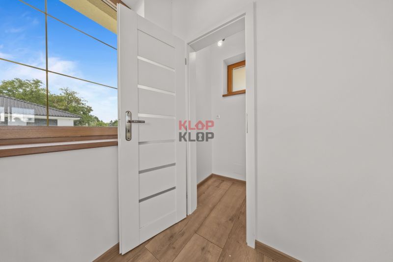 Kúpte si MODERNÝ, PRIESTRANNÝ 4-izbový RD v ŠTANDARDE s terasou