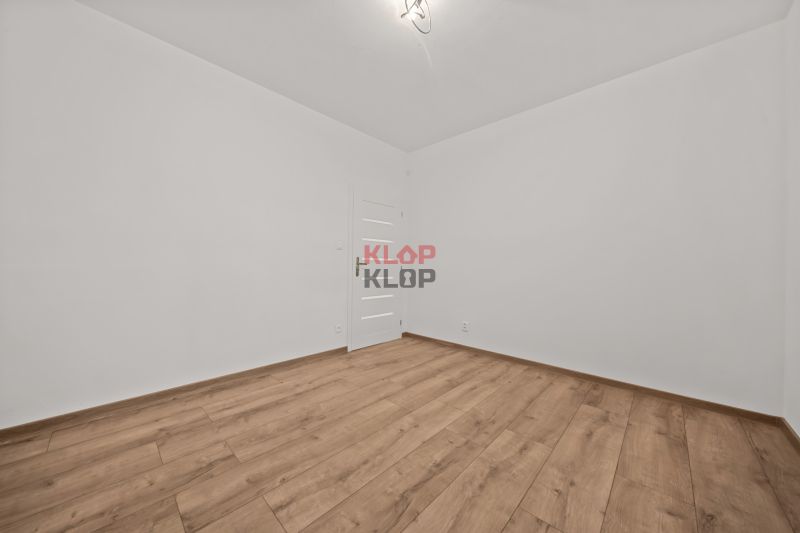 Kúpte si MODERNÝ, PRIESTRANNÝ 4-izbový RD v ŠTANDARDE s terasou