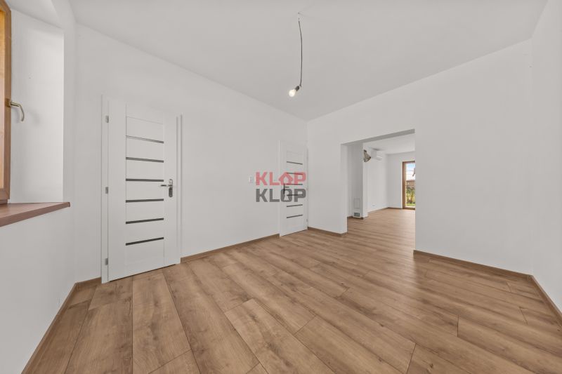 Kúpte si MODERNÝ, PRIESTRANNÝ 4-izbový RD v ŠTANDARDE s terasou