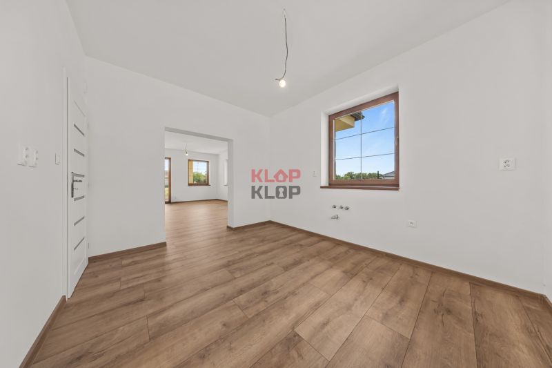 Kúpte si MODERNÝ, PRIESTRANNÝ 4-izbový RD v ŠTANDARDE s terasou