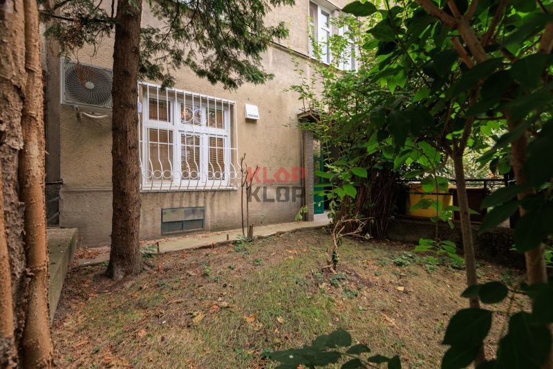 predaj garsónka 1 izbový byt staré mesto výnimočný airbnb rekonštrukcia záhrada šoltésovej realitná kancelária klopklop