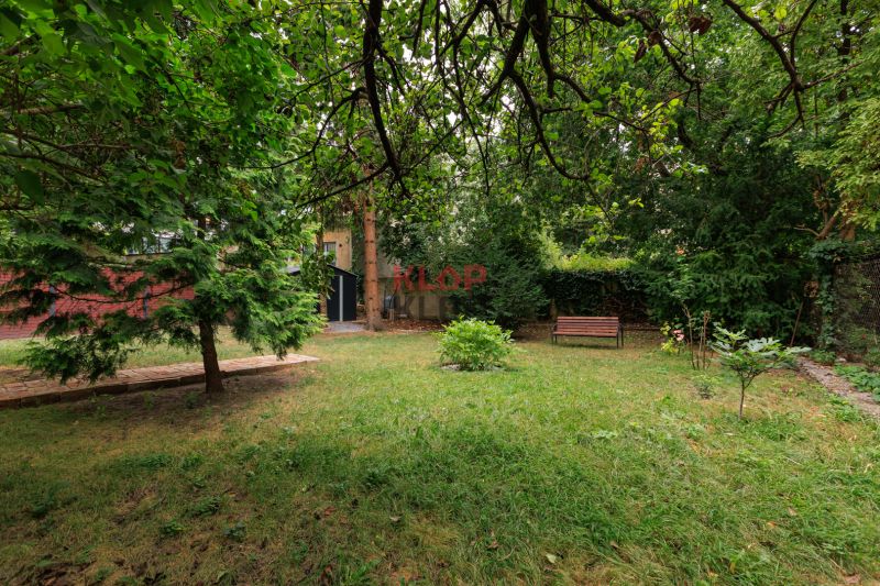 predaj garsónka 1 izbový byt staré mesto výnimočný airbnb rekonštrukcia záhrada šoltésovej realitná kancelária klopklop