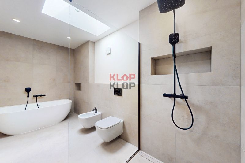 predaj mezonet 5 izbový byt loft staré mesto bratislava klemensova kompletná rekonštrukcia terasa