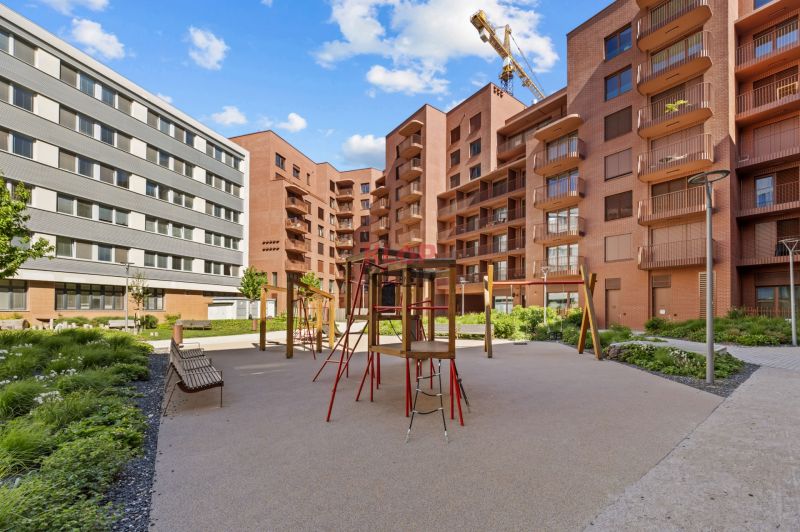 Pozrite si PRÉMIOVÝ, VZDUŠNÝ 2i byt so ZASKLENOU LODŽIOU pre NÁROČNÝCH