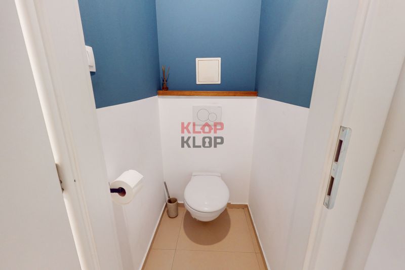 predaj 4 izbový byt bratislava ružinov bajkalská ulica tehlový dom kompletná rekonštrukcia realitná kancelária klopklop