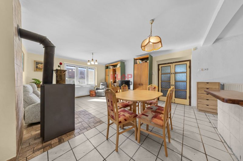 Kúpte si SKVELÝ 4i RD na VEĽKOM 1306 m² POZEMKU s MOŽNOSŤOU VÝSTAVBY