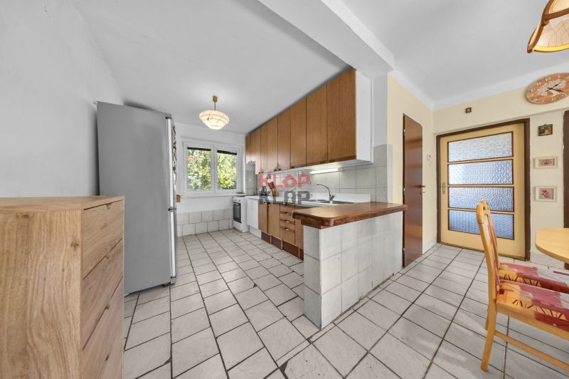 Kúpte si SKVELÝ 4i RD na VEĽKOM 1306 m² POZEMKU s MOŽNOSŤOU VÝSTAVBY