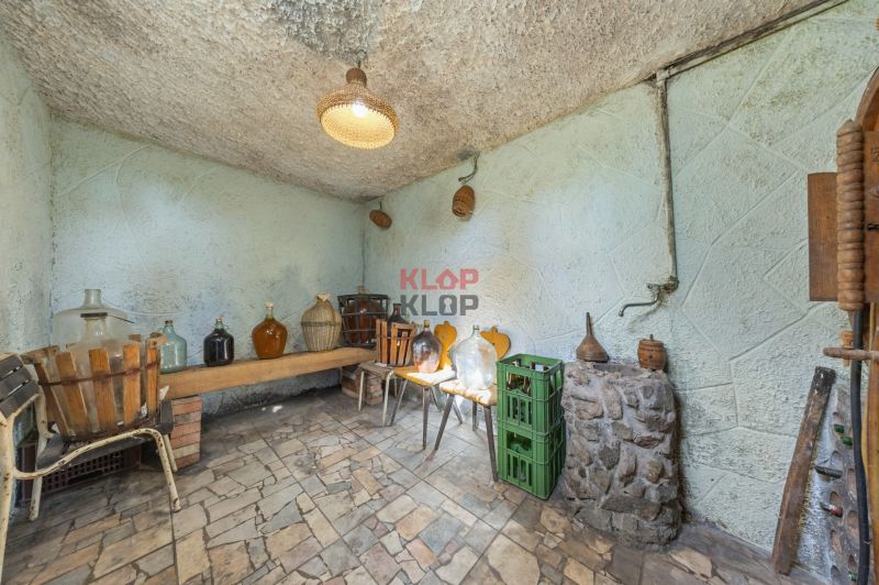 Kúpte si UNIKÁTNY 4i RD na TOP POZEMKU 1306 m² s MOŽNOSŤOU VÝSTAVBY