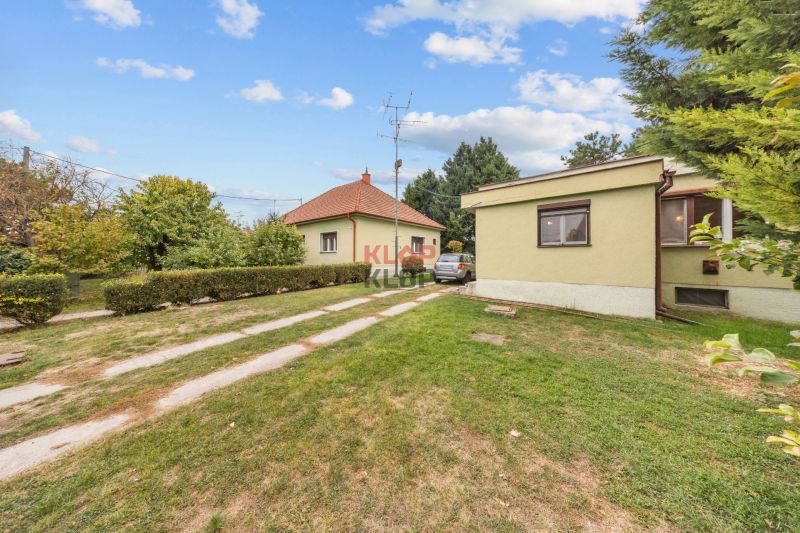Kúpte si 2 RD (4i + 2i) na ÚCHVATNOM POZ. 4196 m², s BOHATÝM ZÁZEMÍM 